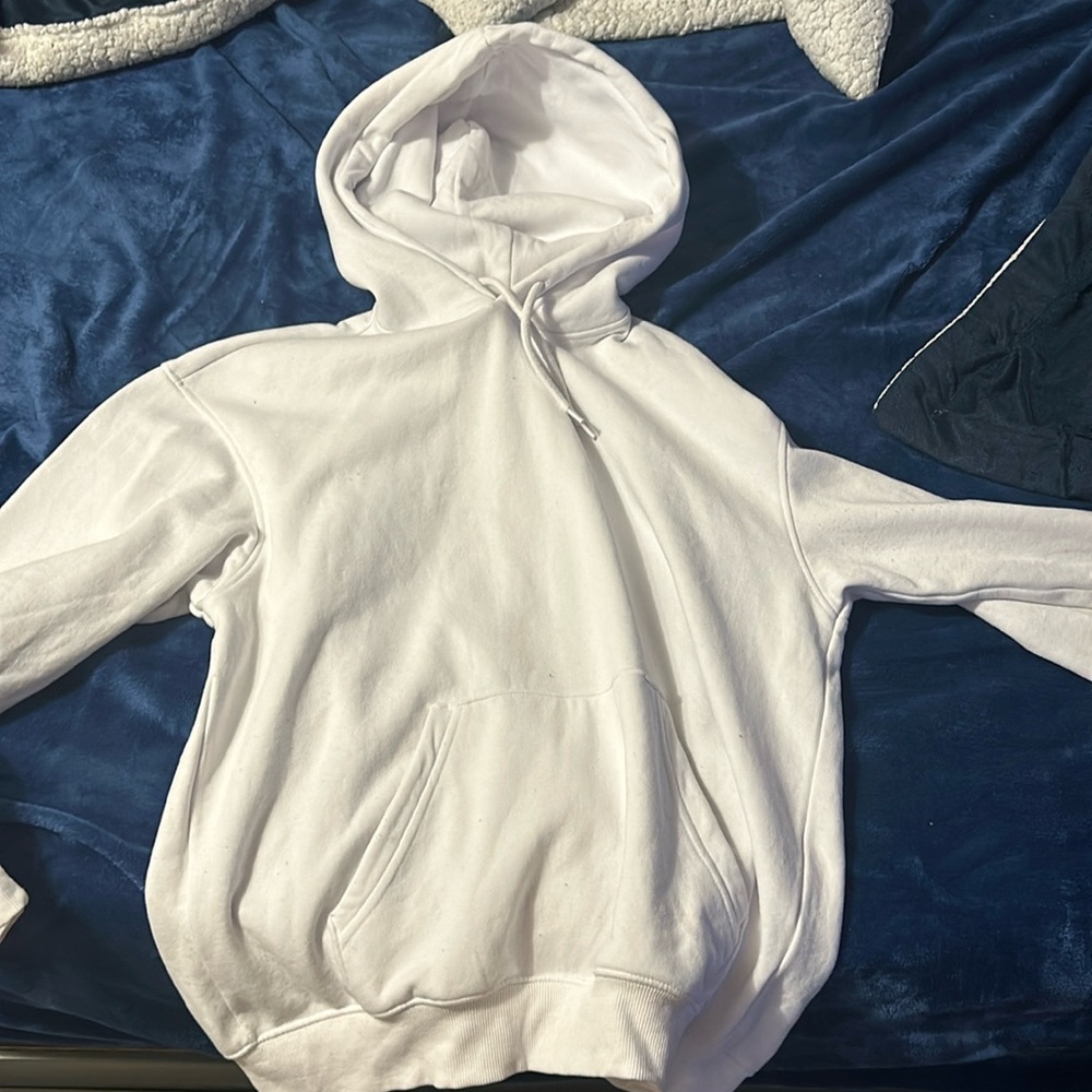 NEVER WORN white H&M hoodie